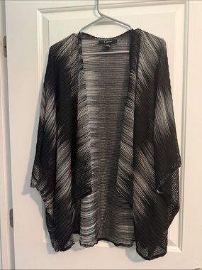 Cejon Black & White Open Front -great for Cover-Up Shrug | Lightweight